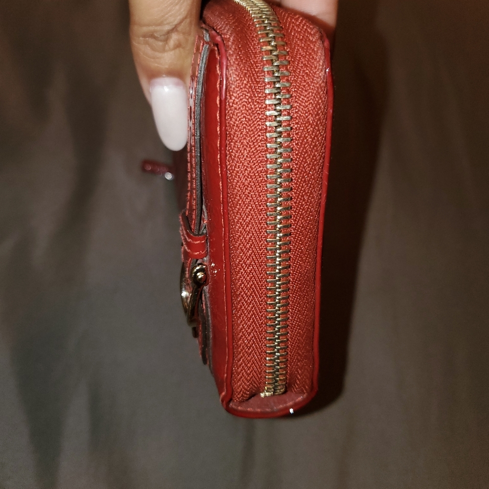 Micro Gg Pattern Patent Wallet - Picture 3 of 9